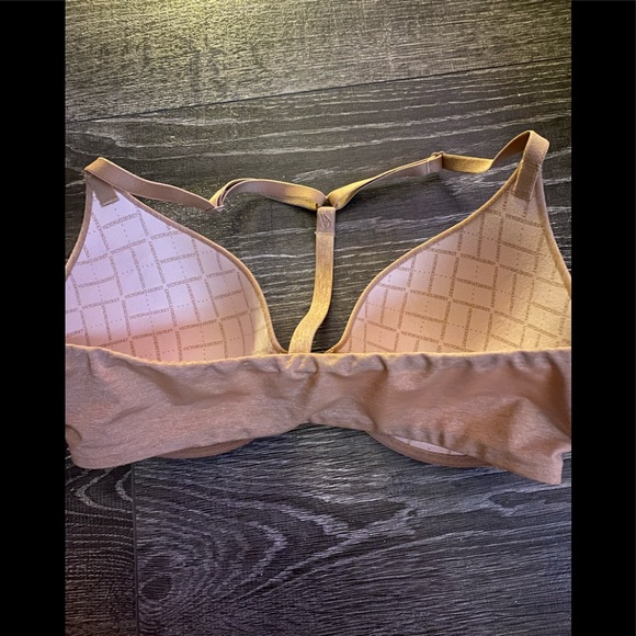 Victoria’s Secret Bra bundle - Picture 2 of 6